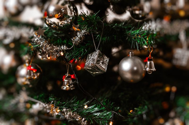 Why Choose Artificial? Pros and Cons of Artificial Christmas Trees vs Real Ones